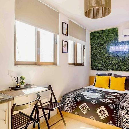 Downtown 22Sqm Green Nest King-Size Bed Αθήνα Εξωτερικό φωτογραφία